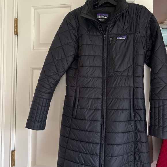 Patagonia Jackets & Blazers - Patagonia Women's Black Quilted Coat